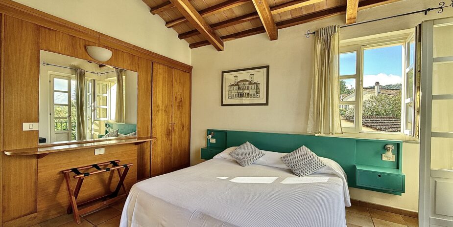 camera glicine - ginestra